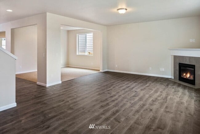 Photo - 14221 67th Ave E