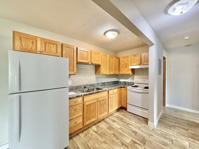 Photo - 821 George St Unit 10