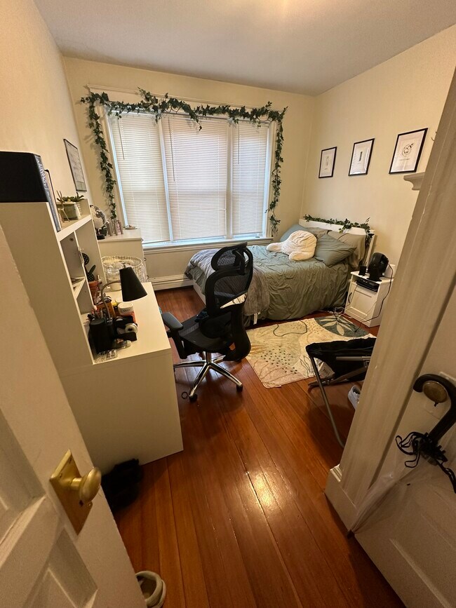 Photo - 177 Winthrop Rd