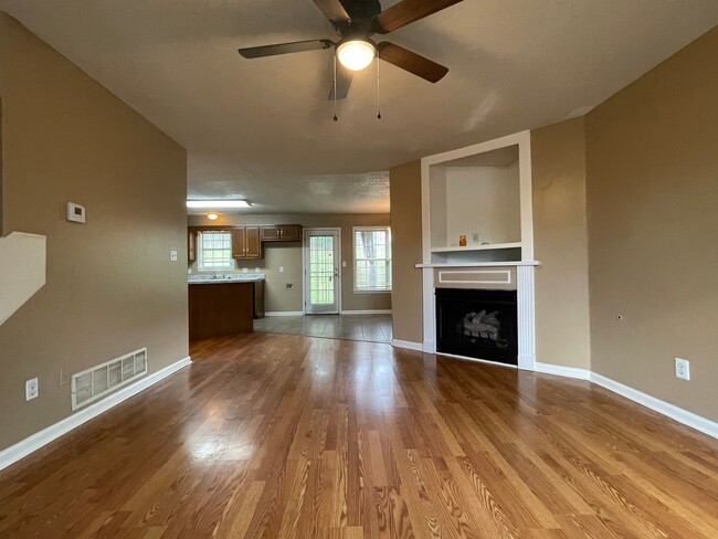Photo - 4 bedrooms, Southaven