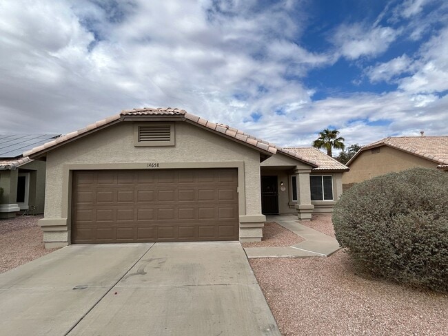 Building Photo - 14658 W Marcus Dr