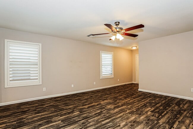 Photo - 3241 S Chaparral Rd