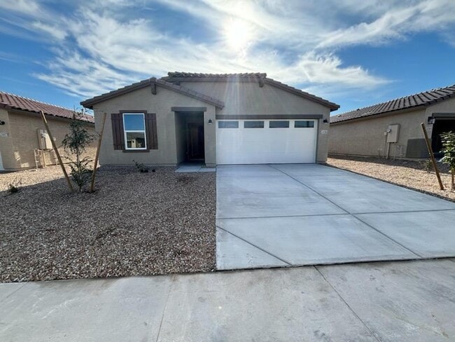Photo - 24581 W Cocopah St House