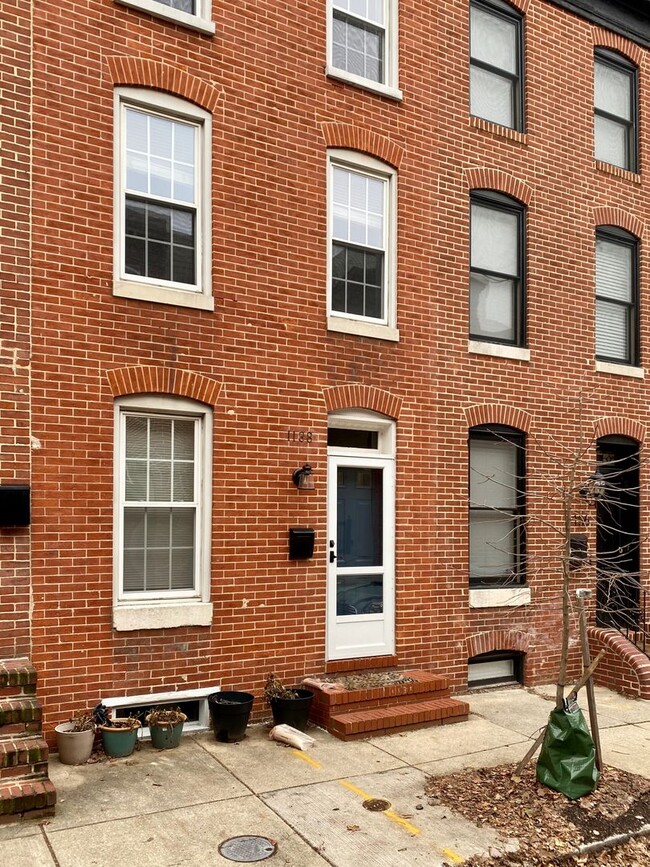 Charming 3 Bedroom Townhome ~ Federal Hill... - Charming 3 Bedroom Townhome ~ Federal Hill...