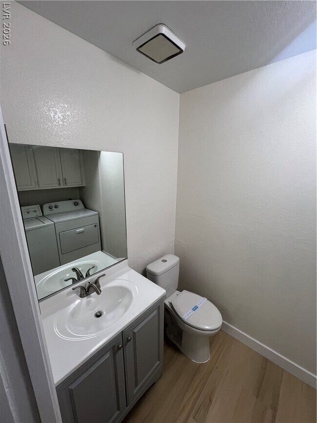 Photo - 3939 S Torrey Pines Dr
