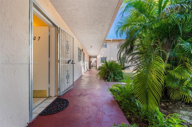 Photo - 6215 W 24th Ave Condominio Unidad 102-7