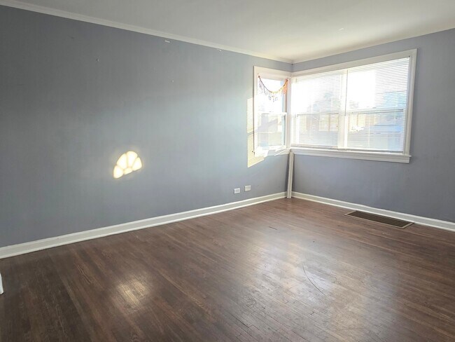 Photo - 3821 Jackson St