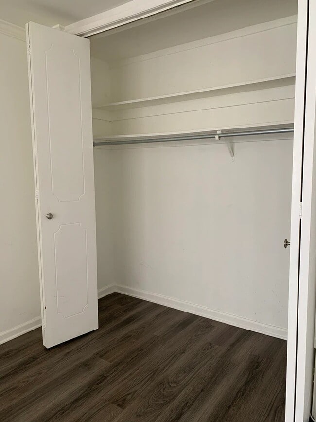 Photo - 118 S Wetherly Dr Unit 101