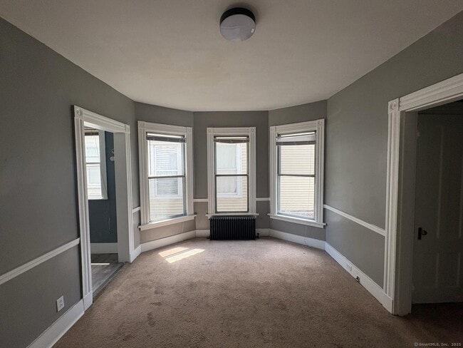 319 Sherman Ave Unit 1st fl