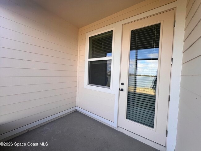 Photo - 1258 Bluewater Ln