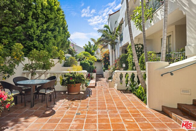 Photo - 15500 Sunset Blvd Unit 101