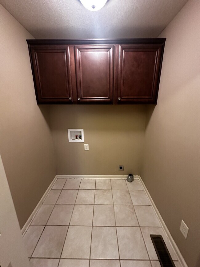 Photo - 3462 Southwood Dr