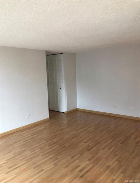 Photo - 799 Dahlia St Unidad 304