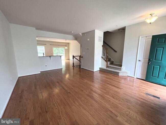 356 Paladium Ct