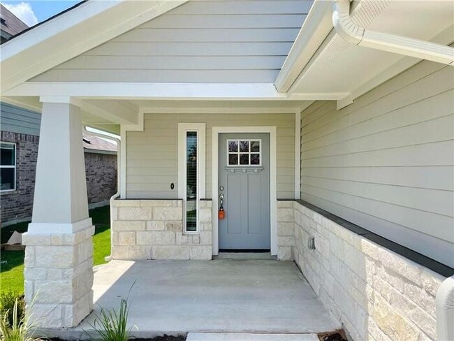 Photo - 6409 Wolf Pack Dr House