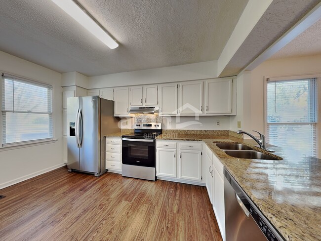 Photo - 13029 Greycrest Dr