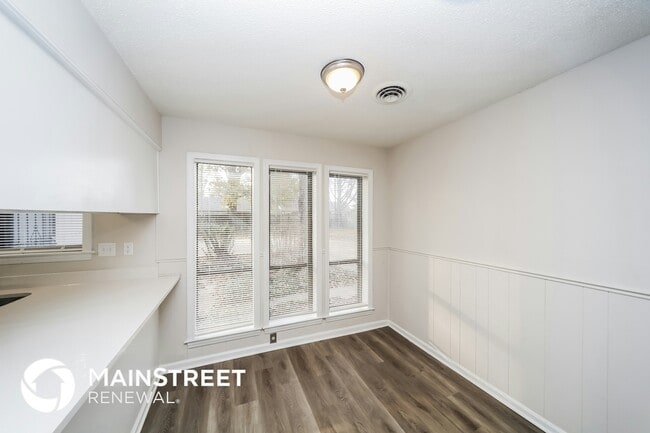 Photo - 3453 Cloudland Dr