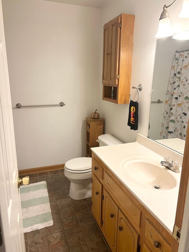 Photo - 200 Dramtree Dr