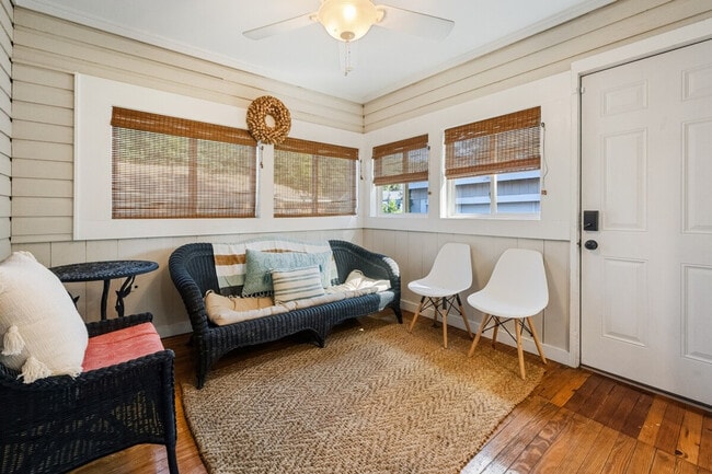 Photo - 220 Cleland St Unit ID1300981P