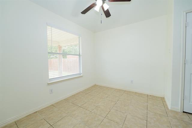 Photo - 1405 Morning Dove Dr