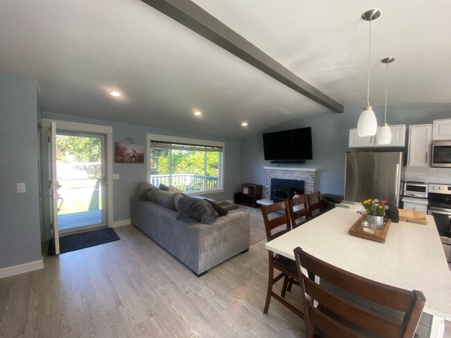 Photo - Beautifully Maintained 3 Bedroom 2 Bath Home with Garage and Fenced Yard! Pets Welcome!