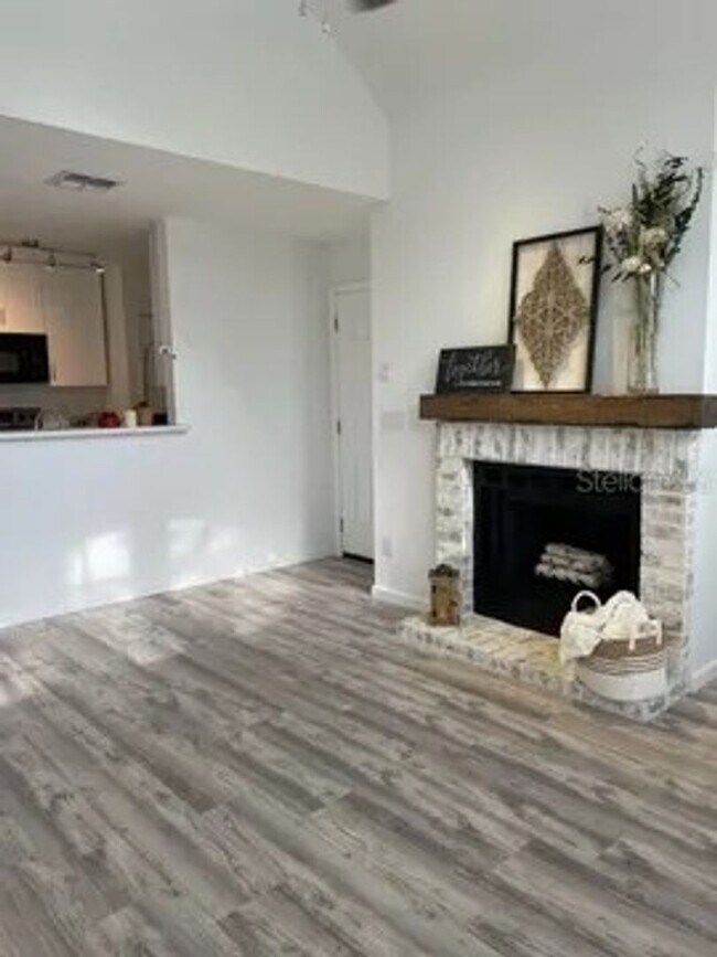 Photo - Charming Remodeled 2 Bed/2 Bath Condo in Altamonte Springs! Unit 67