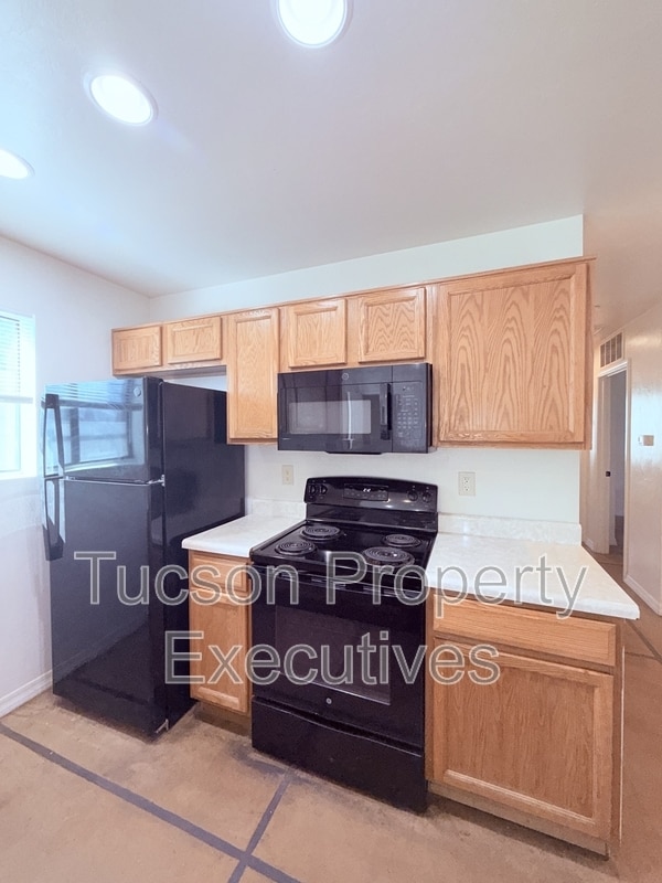 Photo - 1412 E 25th St