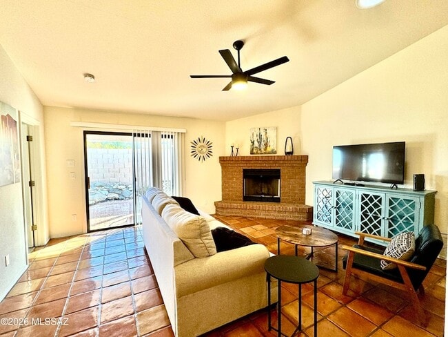 Photo - 9970 N Colony Dr