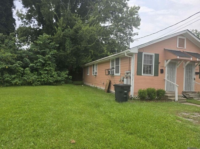 Photo - 2227 KENTUCKY