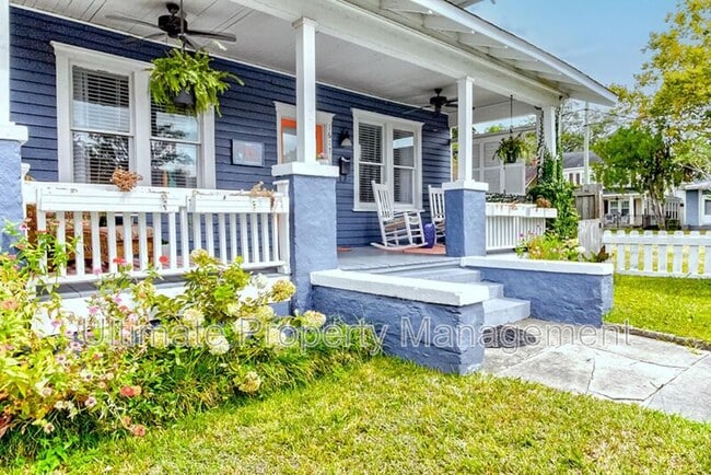 Photo - 1617 Orange St