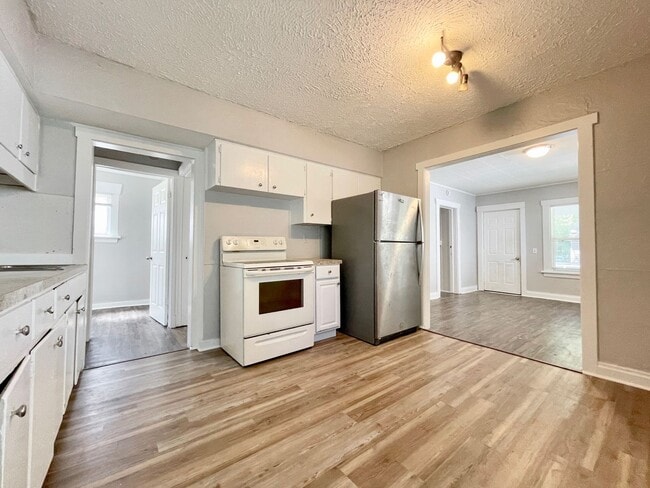 Photo - 901 Emerson Ave Unit #1