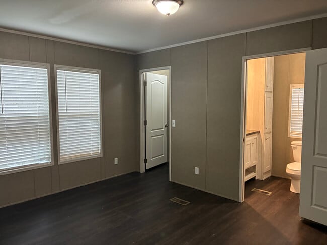 Photo - 4842 SW Topeka Blvd