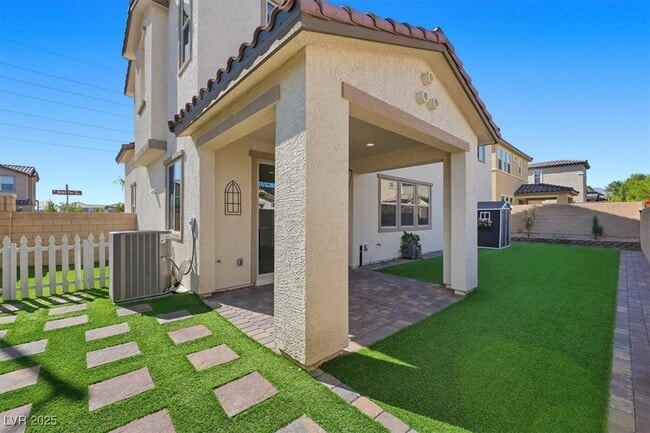 Photo - 10260 Western Pine Ave