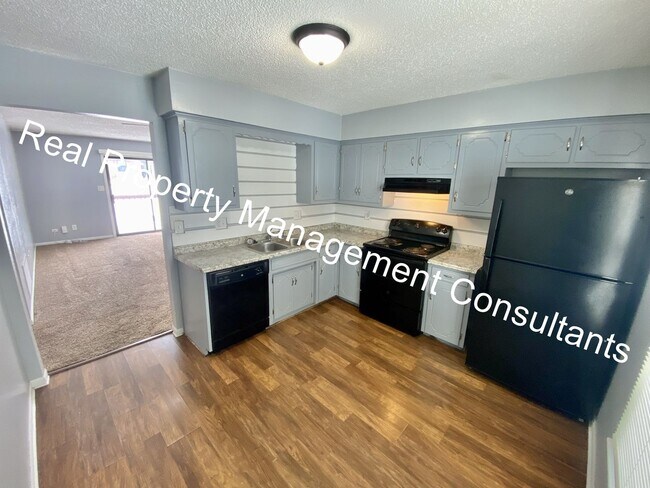 Photo - Free Rent Move In Special on 2 Bedroom hom...