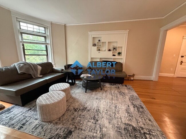 Photo - 1805 Beacon St Unit 3