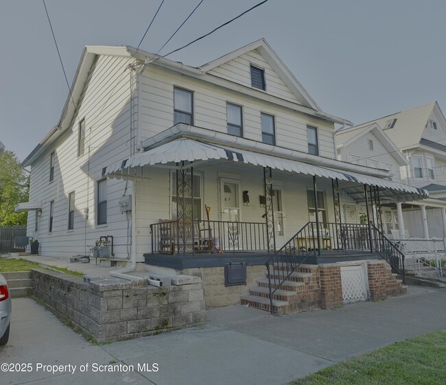 Building Photo - 107 S Sumner Ave Rental