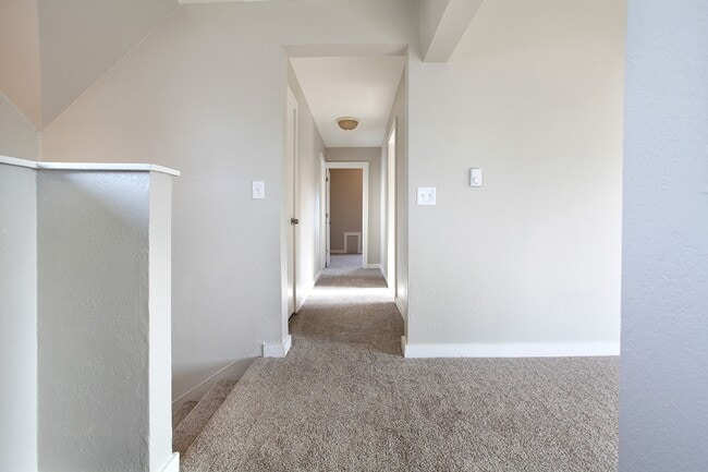 Photo - Darling 2 Bedroom Convenient Stanwood Home Move in Ready!