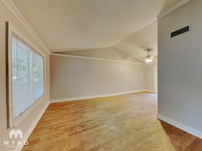 Photo - 1652 Carrie Farm Ln NW