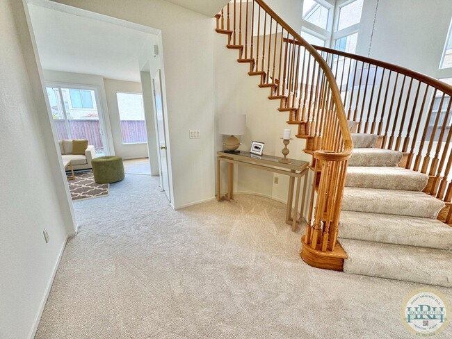 Building Photo - Large 6 BR|3 BA in the coveted Community Of Traditions Belhaven in Daly City With Views Of The Hills