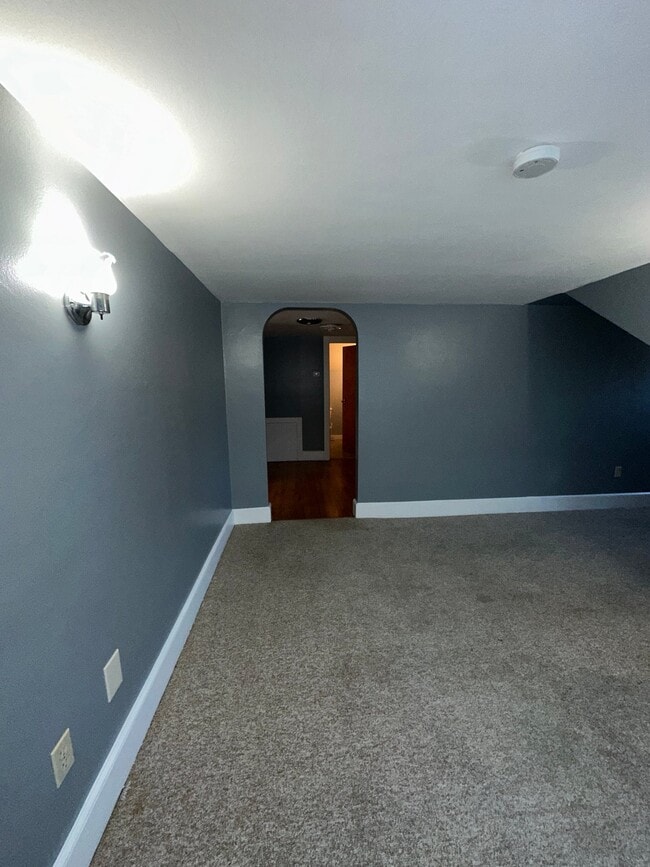 Building Photo - 236 Airport Rd