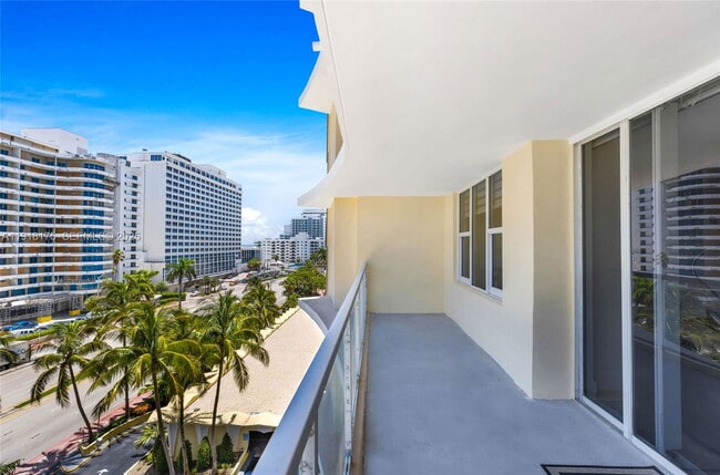 Photo - 5600 Collins Ave Unit 9B