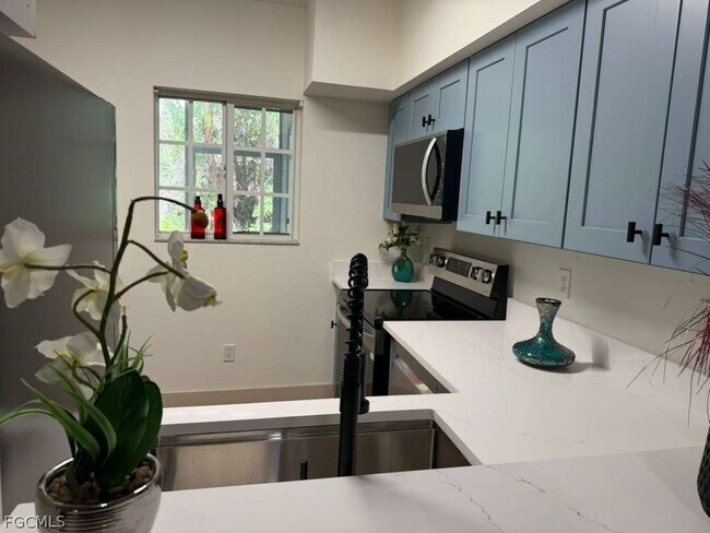 Photo - 8423 Bernwood Cove Loop Unit 401