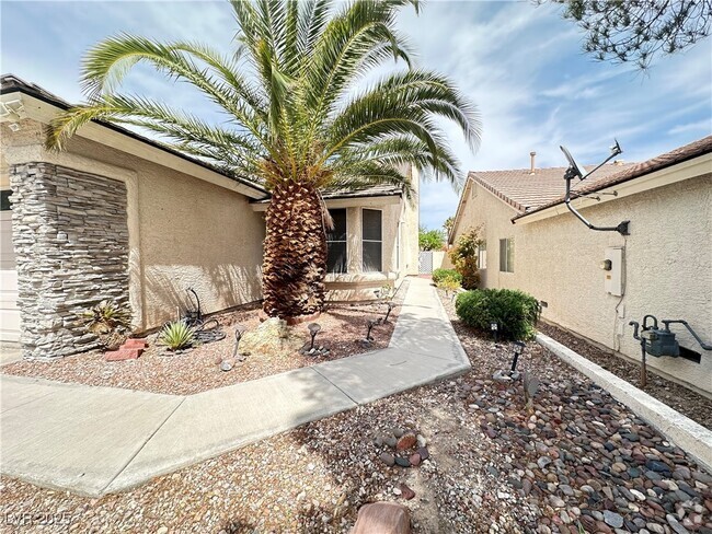 Building Photo - 9744 Panorama Cliff Dr Rental
