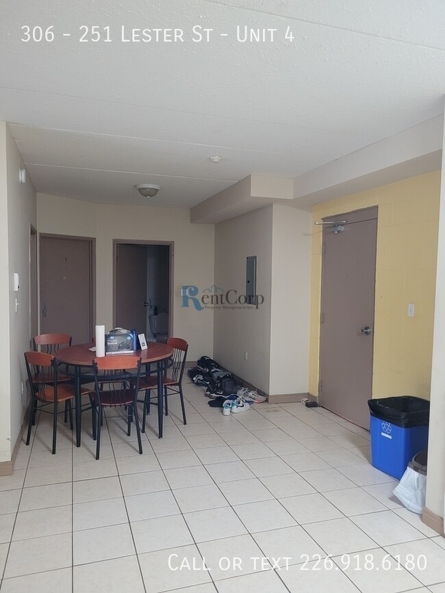 Photo - 251-251 Lester St Unit 4