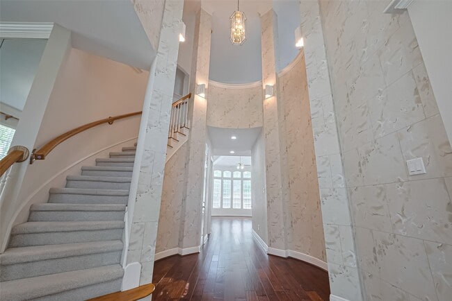 Photo - 36 Watermill Pl