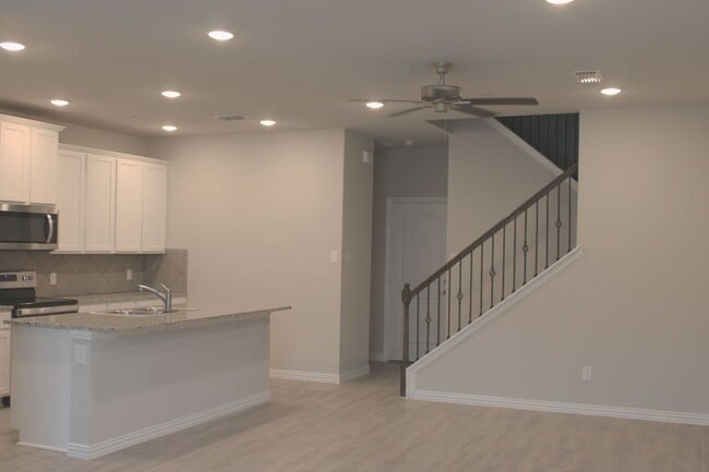 Photo - 2908 Mare Dr