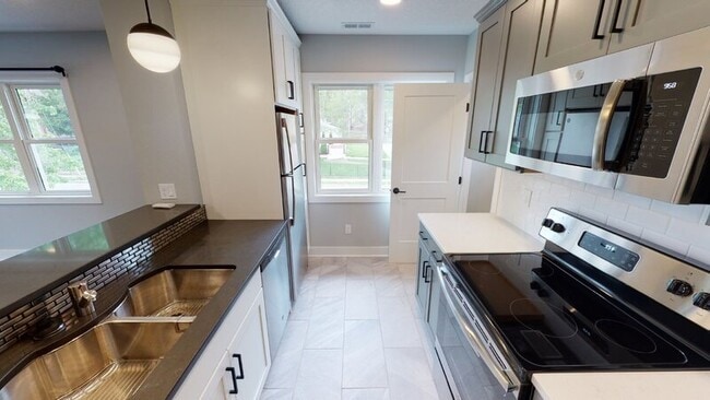 Photo - 1345 7th St Unidad B