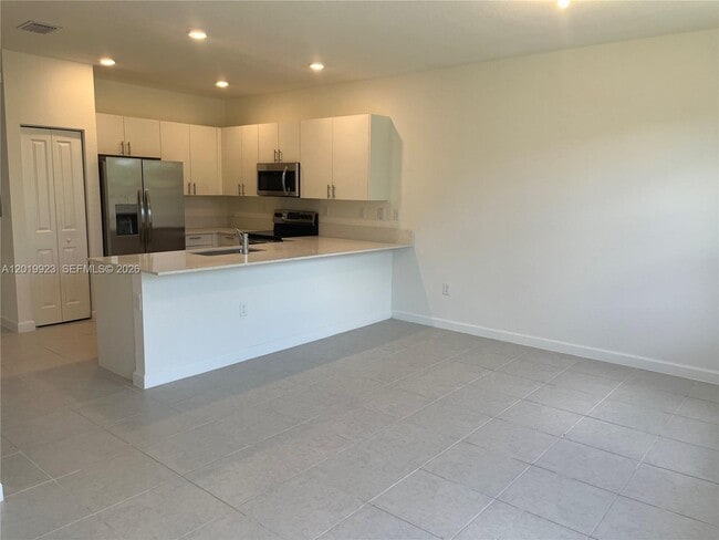 Photo - 2628 SE 19th St