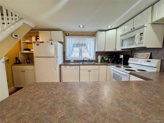 Photo - 1070 Town Harbor Ln