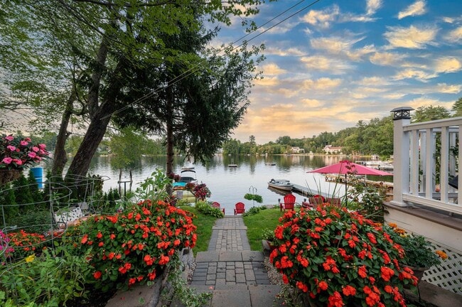 Photo - 60 Beaver Lake Ave